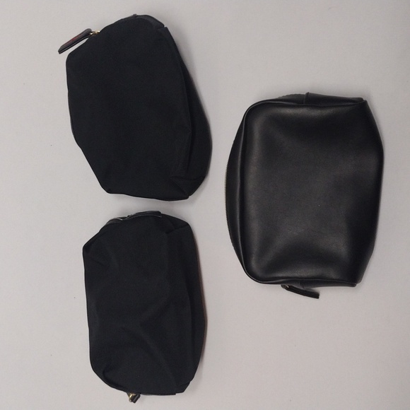 Want Les Essentiels Cosmetic Bag Exclusively for Air Canada Signature Lot of 3 - Picture 5 of 15